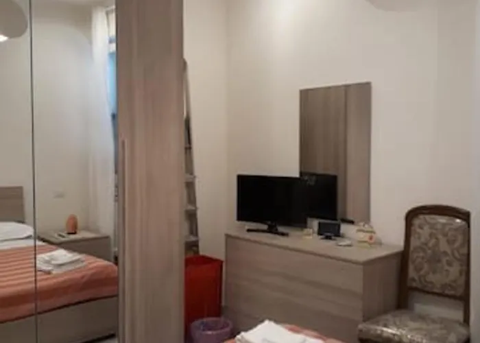 Modern In The Heart Of Rome, 42 M², Parking Included Apartment *