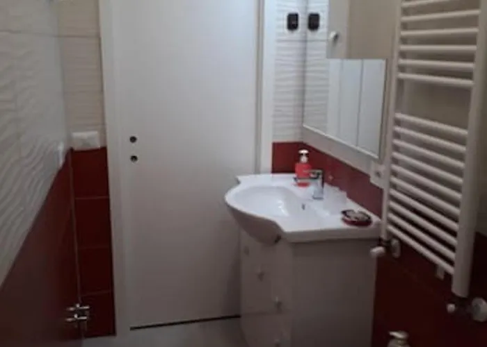 Modern In The Heart Of Rome, 42 M², Parking Included Apartment *